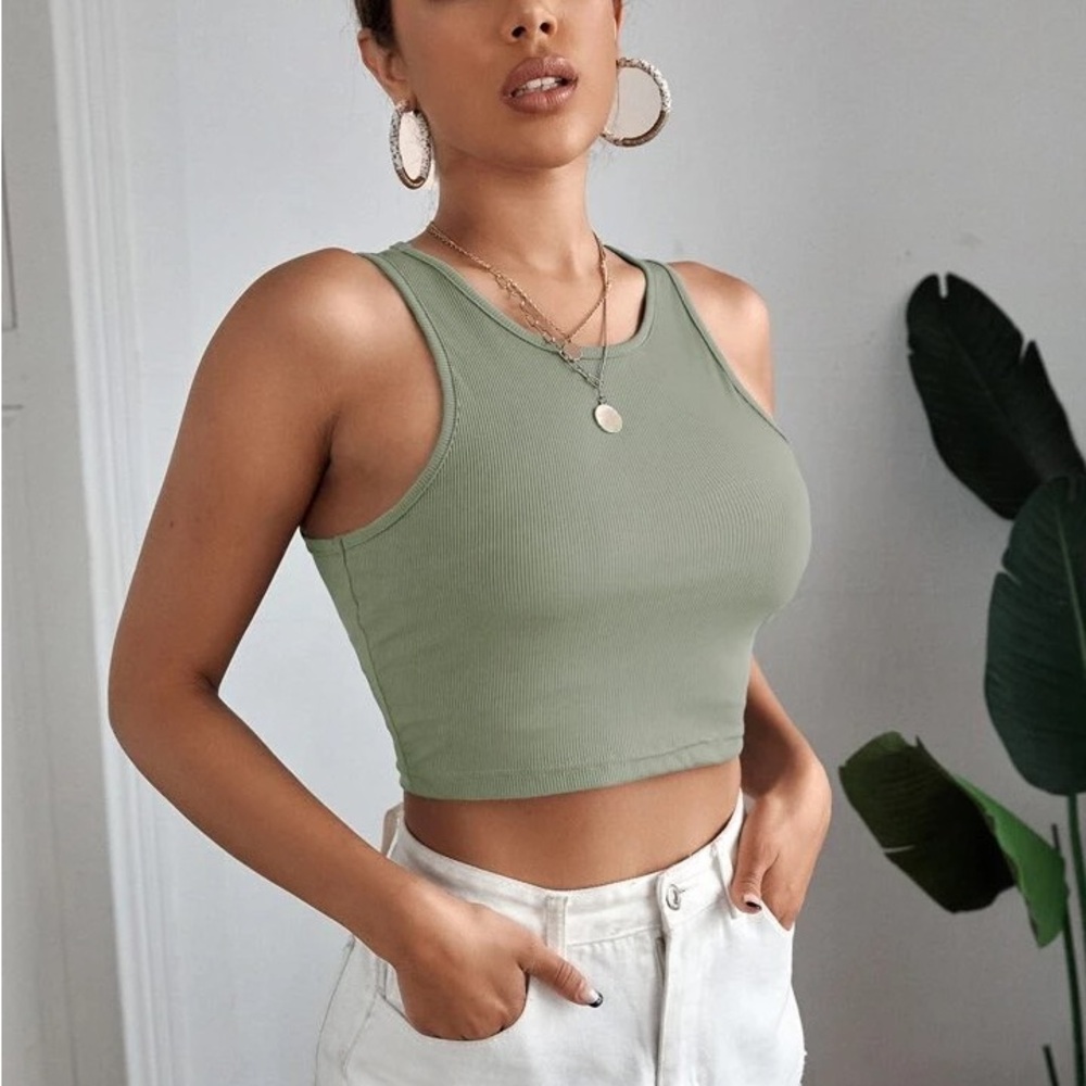 Solid Rib-Knit Crop Fitted Tank Top | Pastel Green | Medium